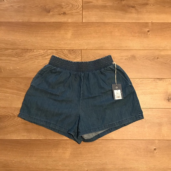 NWT Universal Thread Denim Women’s Shorts (Size M) - Picture 4 of 14